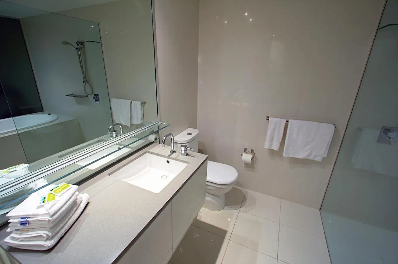 Daire Circle On Cavil Holidays Gold Coast Avustralya