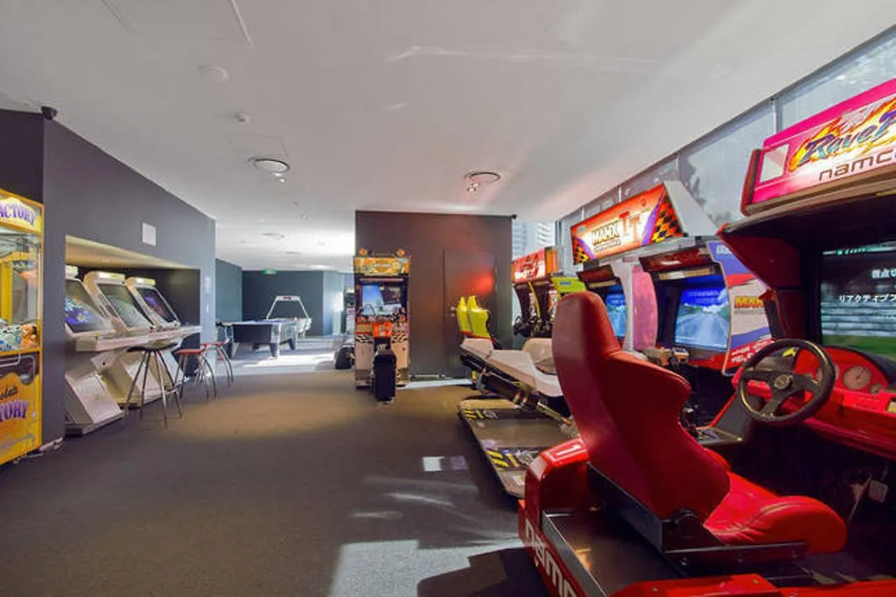 Circle On Cavil Holidays Gold Coast