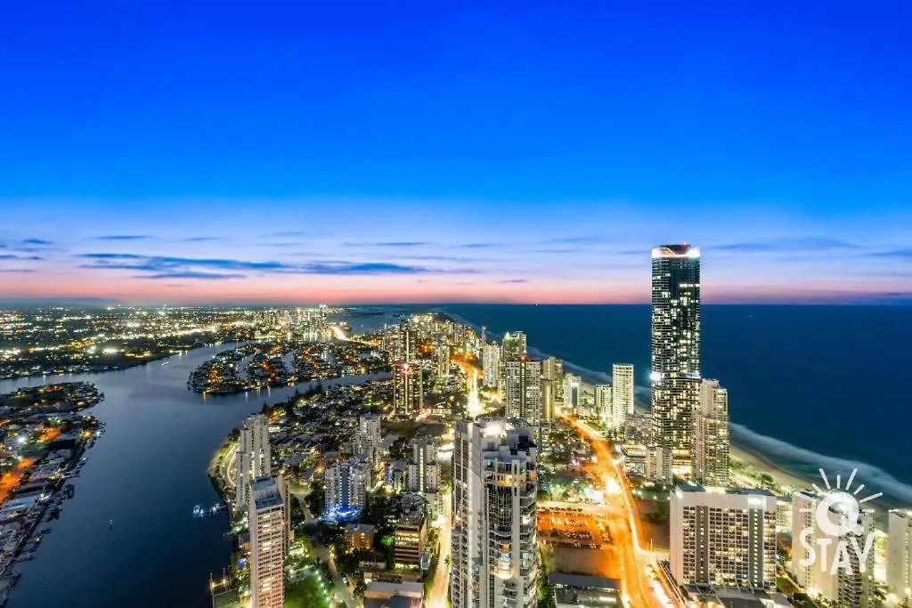Circle On Cavil Holidays Gold Coast